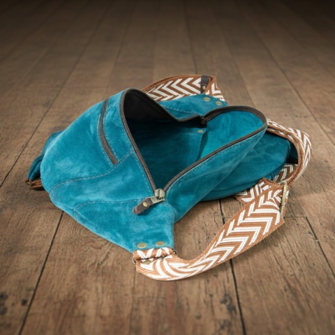 Turkusowa welurowa nerka skórzana od LadyBuQ Art.