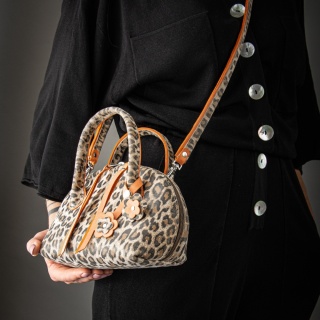 Mała skórzana torebka Stella