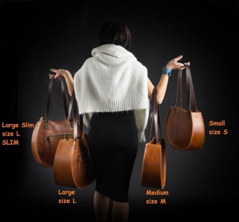 Leather bag Basia color black