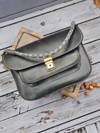 Torebka skórzana Lara w kolorze szarym