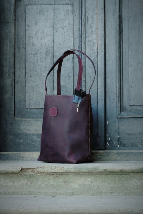 Torebka skórzana Zuza w kolorze śliwkowym