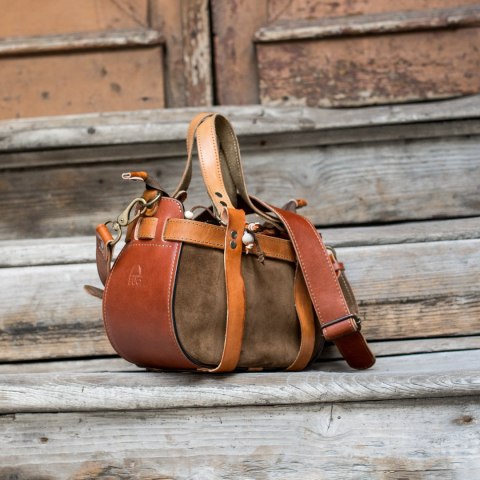 Missy mała skórzana torebka Boho w kolorze brąz od ladybuq Art