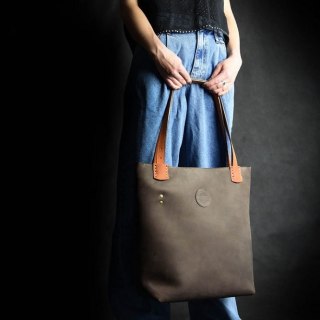 Torebka skórzana Zuza w kolorze ciemny brąz