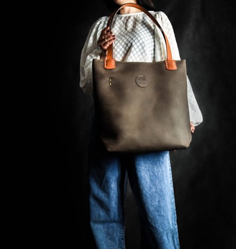 Torebka skórzana Zuza w kolorze ciemny brąz