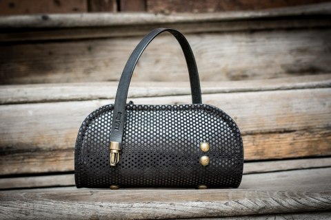 Skórzana damska torebka Pepa w kolorze Czarnym z limitowanej kolekcji od Ladybuq Art