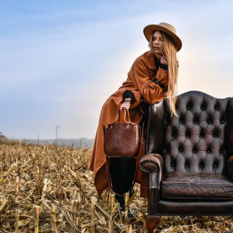 Torebka skórzana Elaine minimalistyczna kolor brązowy