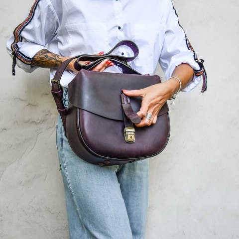 Torebka skórzana Kaya w kolorze śliwkowym większy rozmiar