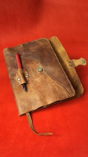 Oprawa na zeszyt skórzana kolor brązowy format A5