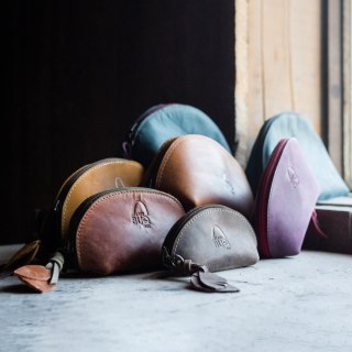 Skórzana kosmetyczka w różnych rozmiarach