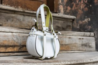 Torebka skórzana Missy w kolorze białym