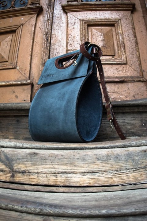 Torebka skórzana Łezka kolor granatowy