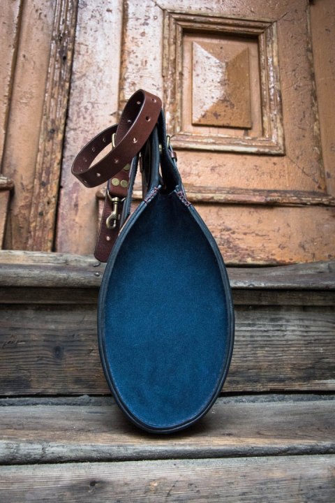 Torebka skórzana Łezka kolor granatowy