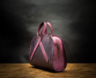 Torebka skórzana Pepa w kolorze śliwkowym