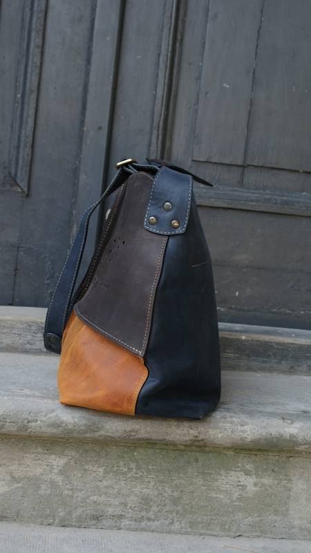 Torebka skórzana Alicja z z jednym paskiem