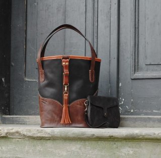 Torebka skórzana Julia w kolorze czarnym i brązowym