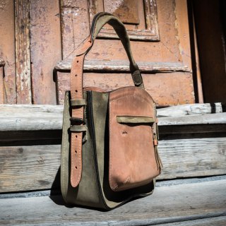 Torebka skórzana Rita w kolorze khaki i rudym