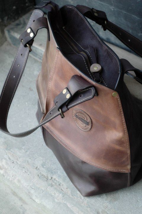 Torebka skórzana Alicja wykonana w czterech kolorach