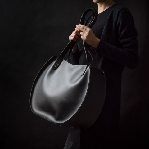 Leather bag Basia color black