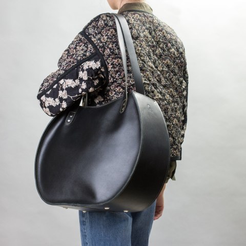 Leather bag Basia color black