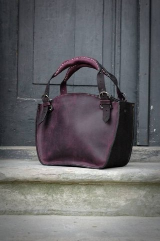 Leather bag color black and plum
