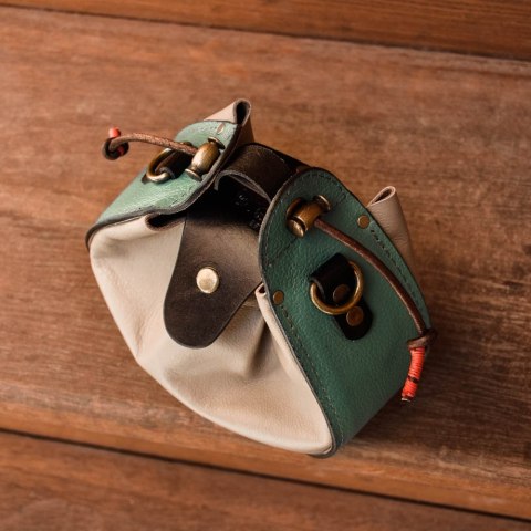 Piękna i unikatowa mała torebka MILI w kolorze turkusowo szarym