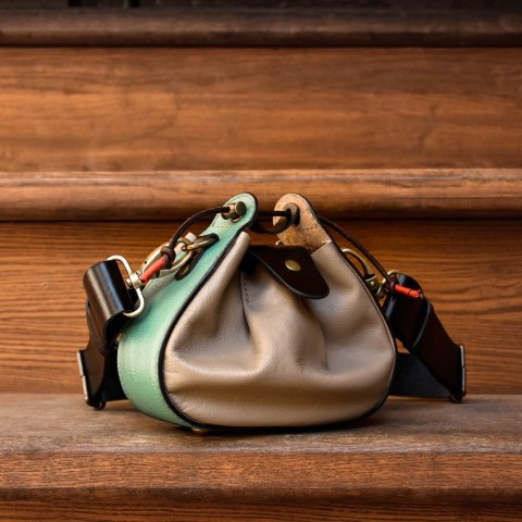 Piękna i unikatowa mała torebka MILI w kolorze turkusowo szarym