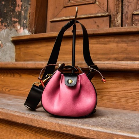 Piękna i unikatowa mała torebka MILI