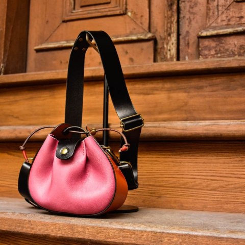 Piękna i unikatowa mała torebka MILI