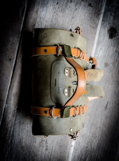 Skórzany plecak w kolorze khaki