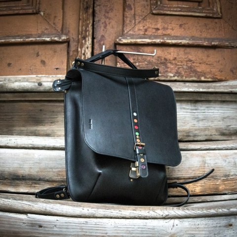 Skórzana damska torebka z funkcją plecaka Molly w kolorze czarnym