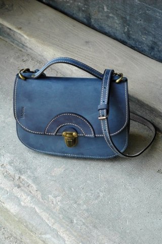 Torebka skórzana Pati  w kolorze granatowym i szarym