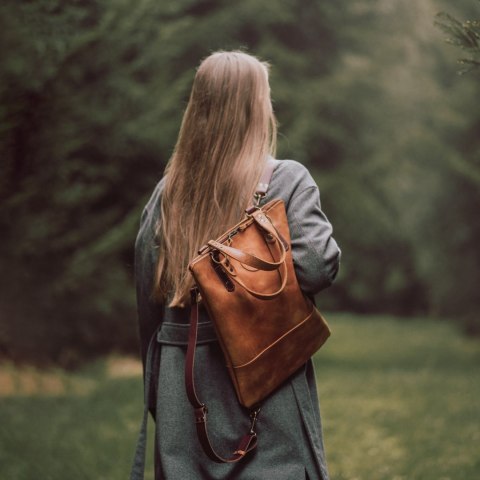 Unikalny plecak- torebka ręcznie wykonany przez Ladybuq Art Studio torba z naturalnej skóry