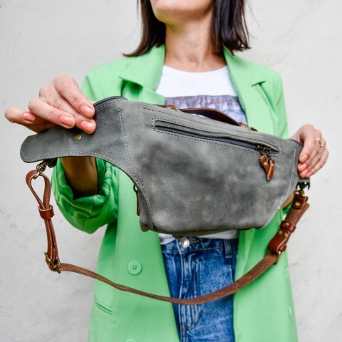 Duża nerka ręcznie wykonana z naturalnej skóry od LadyBuq Art