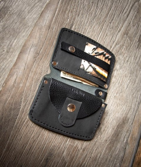 Mały skórzany portfel "Havana" w kolorze czarnym, podręczny z miejscem na drobiazgi od Ladybuq Art