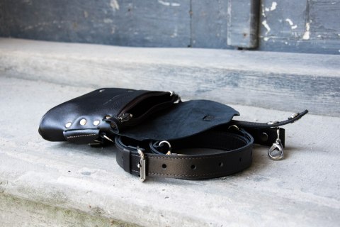 Nerka / torebka na ramię czarna