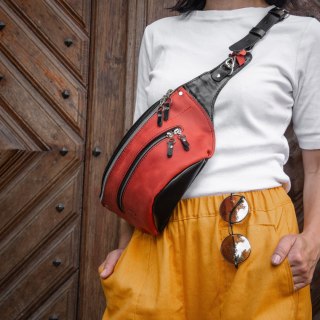 Nerka w czarno - czerwonej wersji kolorystycznej od Ladybuq Art