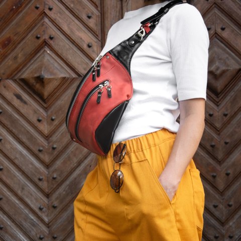 Nerka w czarno - czerwonej wersji kolorystycznej od Ladybuq Art