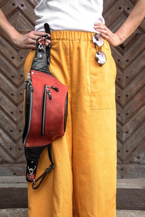 Nerka w czarno - czerwonej wersji kolorystycznej od Ladybuq Art