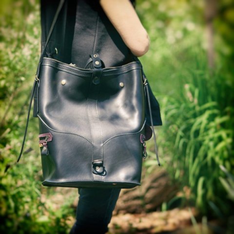 Skórzany plecak w kolorze czarnym