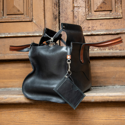 Torba skórzana podróżna, lekarska w kolorze czarnym