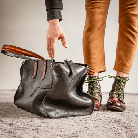 Torba skórzana podróżna, lekarska w kolorze czarnym