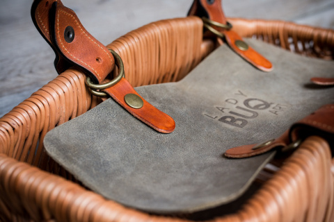 Personalizacja dodatkowa skórzana klapa do twojego kosza