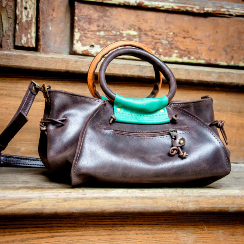 Torebka skórzana Karen w kolorze ciemny brąz