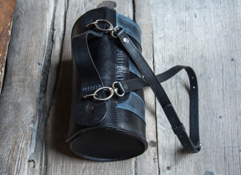 Leather roll bag Meggy color black, navy blue