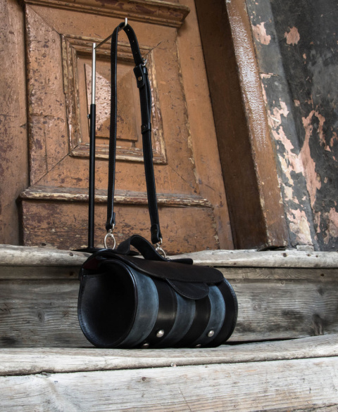 Leather roll bag Meggy color black, navy blue