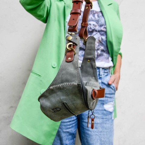 Duża nerka ręcznie wykonana z naturalnej skóry od LadyBuq Art