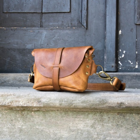 Nerka / listonoszka / torebka na ramię skórzana w wielu kolorach