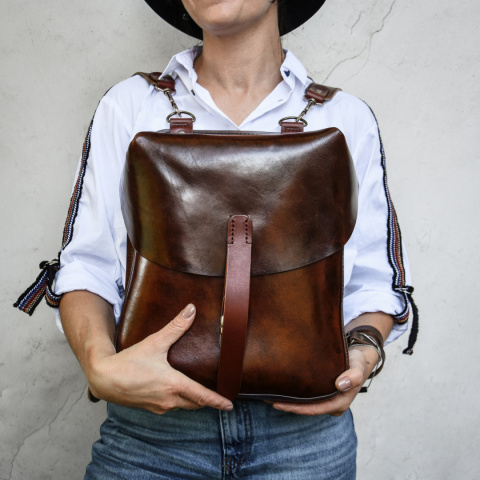 Skórzana kawaleryjka plecak ręcznie wykonany z skóry juchtowej
