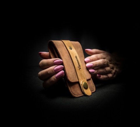 Leather card holder personalization