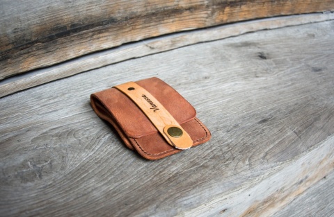 Leather card holder personalization